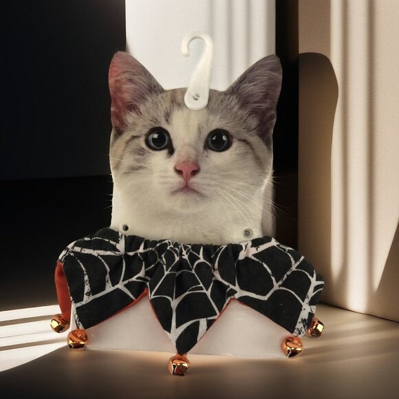 Celebrate It Halloween Ruffled Collar/Wristband/Hair Scrunchie (Set of 2) - Picture 4 of 10